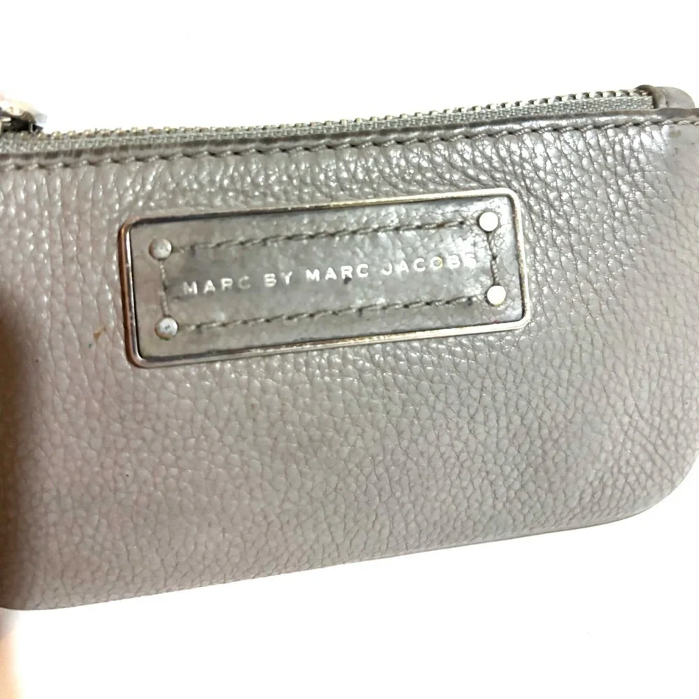 Marc By Marc Jacobs are features